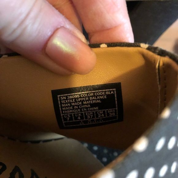 Sketchers open toe sliders - Picture 6 of 8